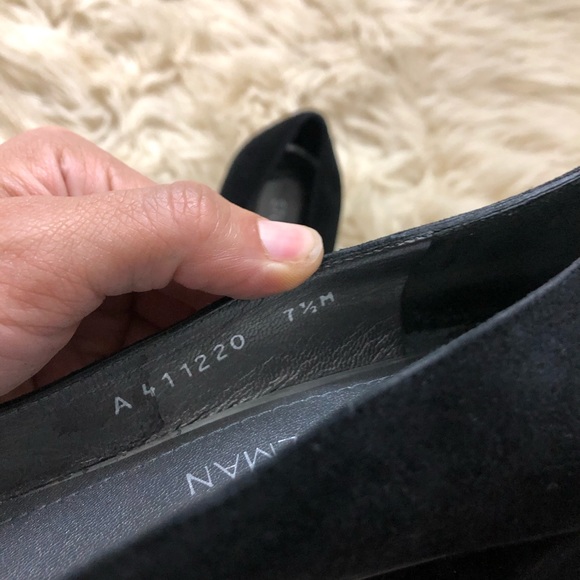 Shoes - Picture 6 of 8